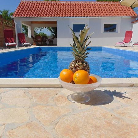 Holiday Home Donji Lepuri Lisicici Extérieur photo