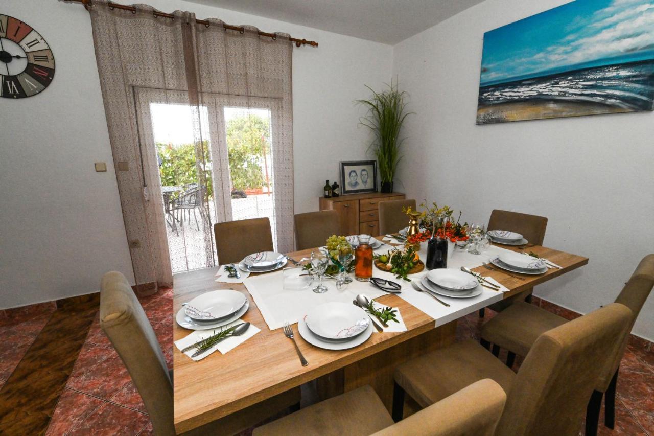 Holiday Home Donji Lepuri Lisicici Extérieur photo