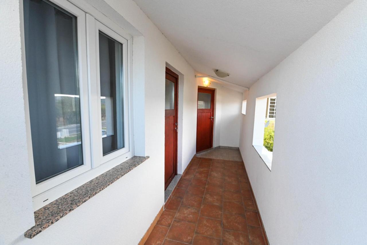 Holiday Home Donji Lepuri Lisicici Extérieur photo